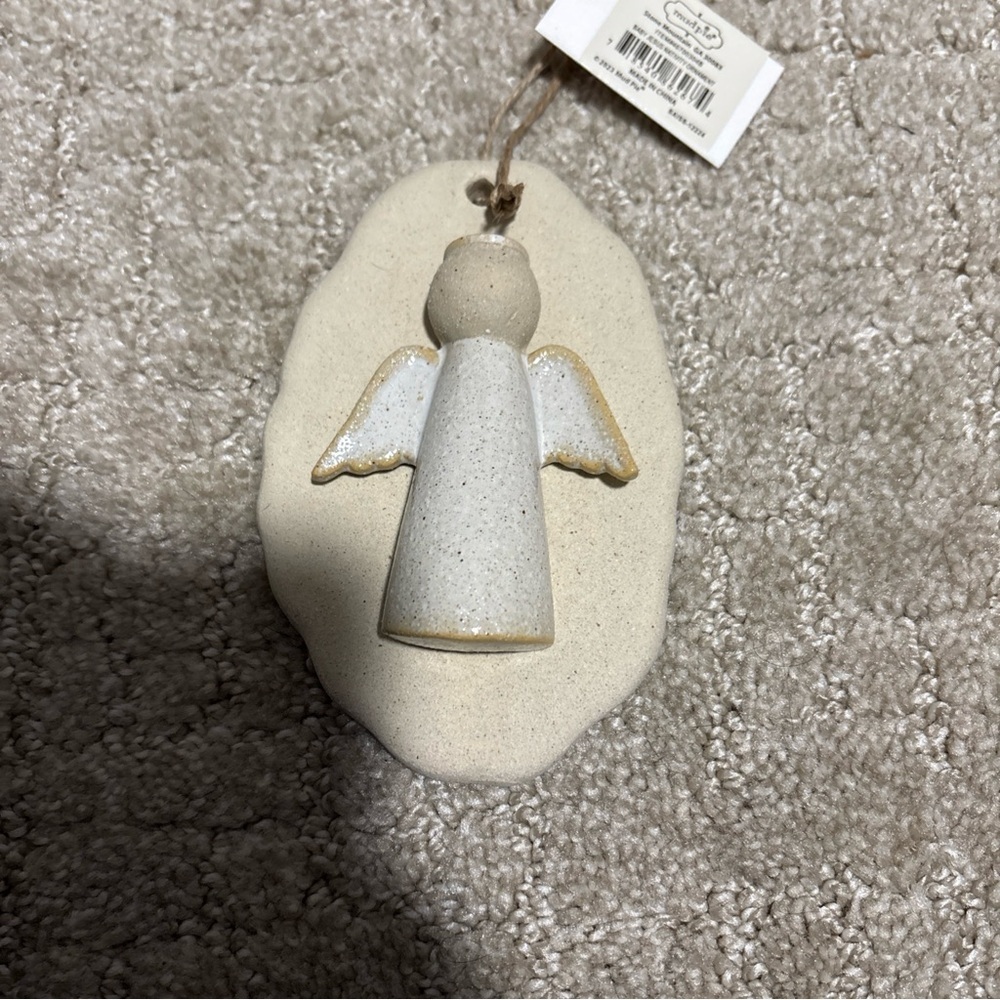 Mud Pie Baby Angel Nativity Ornament 5x3.5” stoneware